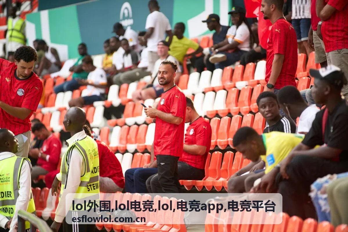 LOL电竞平台赛事场景与电竞app浏览示意